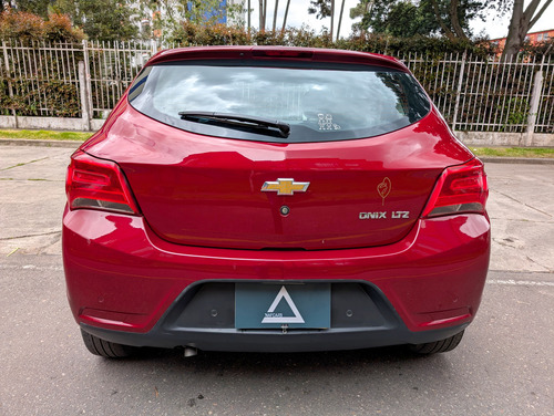 Chevrolet Onix 1.4 Ltz Mecánica
