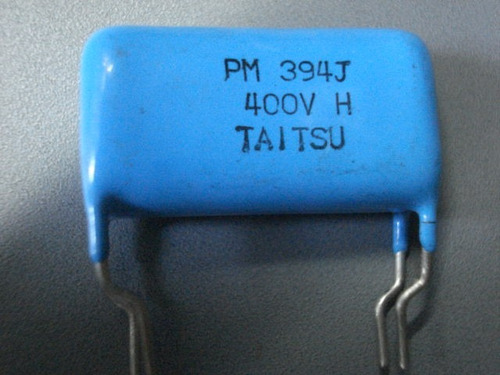 0,39 X 400 Volt Poliester Capacitor Made In Japan Lote De 10