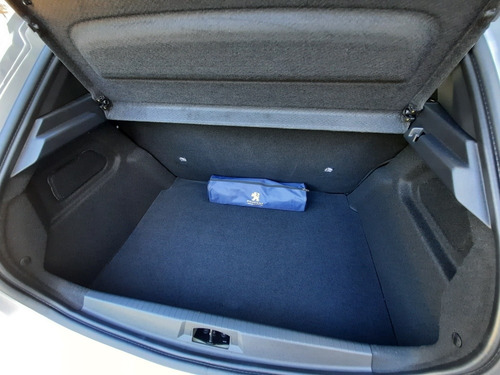 Peugeot 208 2020 1.6 Like Pack