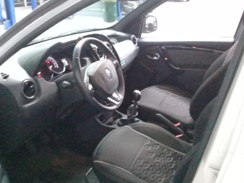 Renault Duster Oroch Outsider Plus 2.0 2018