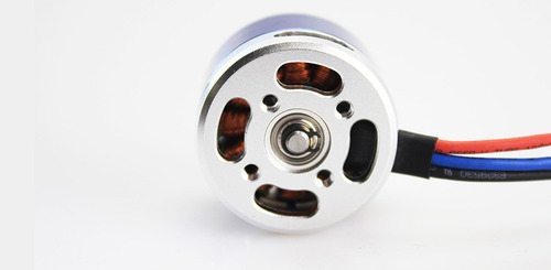 Imagen 4 de 9 de Motor Brushless Outrunner Tomcat P4802 3510-1080kv Dynam