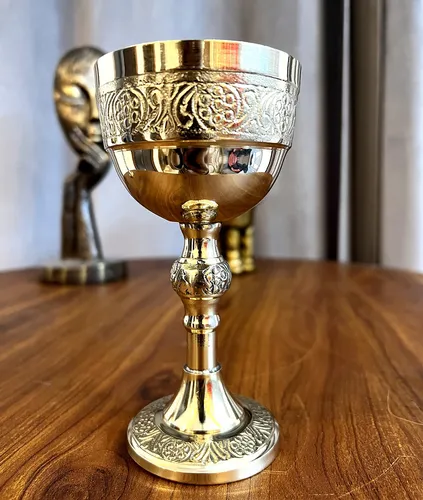 1 Copa De Comunion De Caliz De Laton Real, Elegante Copa De