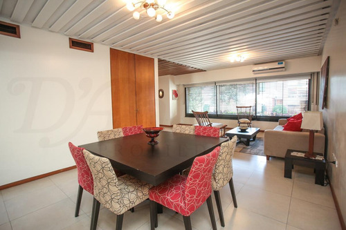 Imagen 11 de 30 de Casa En 3 Niveles De 4 Dormitorios, Jardín, Patio, Pileta, Quincho Y Parrilla - Caballito