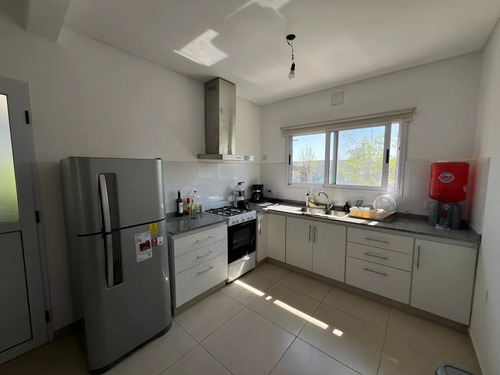 Casa 4 Amb Con Pileta Barrio Santa Elena Pilar Del Este
