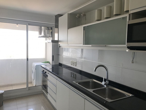 Imagen 6 de 20 de Mansa, Piso Alto Con Excelente Vista, 2 Dormitorios