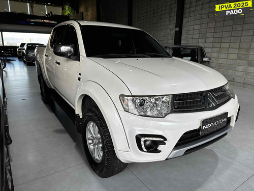 Mitsubishi L200 Triton 3.5 HPE 4X4 CD V6 24V FLEX 4P AUTOMÁTICO