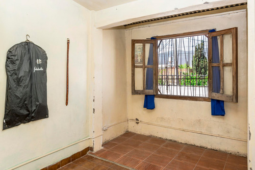 Casa 6 Dormitorios Venta Villa Lavalle