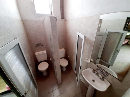Imagen 20 de 30 de Galpón En Venta Inmediato A La Avenida Alberdi