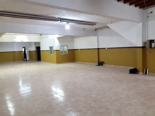 Imagen 3 de 8 de Alquiler Galpón 380m2 En Villa Ballester, San Martin