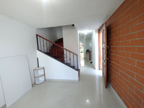 Casa En Venta En Itagüí - Ditaires Cod 66202