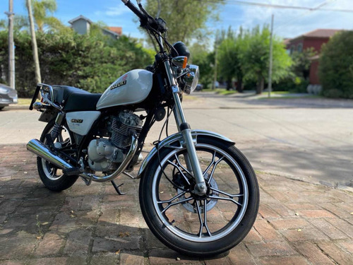 Impecable Suzuki Gn 125 F