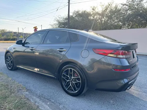 Kia Optima 2.0 L Turbo Gdi Sxl At