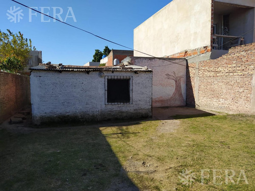 Imagen 3 de 4 de Venta Terreno De 10 X 30 Mts En Ezpeleta Oeste (30099)