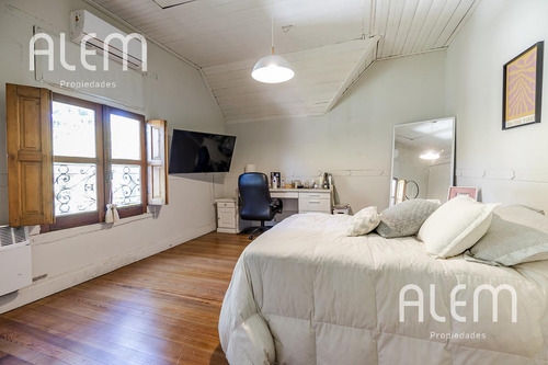 Casa Tipo Chalet Inglés En José Marmol