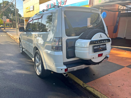Mitsubishi Pajero Full 3.2 HPE 4X4 16V TURBO INTERCOOLER DIESEL 4P AUTOMÁTICO