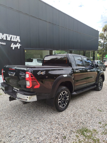 Toyota Hilux Pick-up 2.8 Cd Srx 177cv 4x4 At