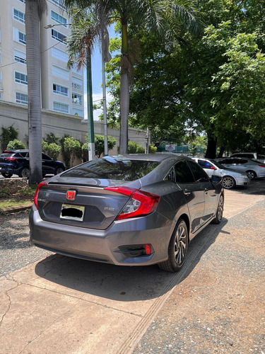 Honda Civic 2018 Negociable
