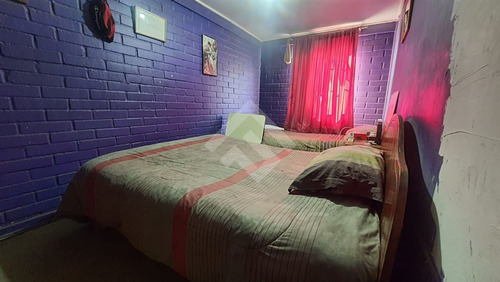 Casa En Venta De 3 Dorm. En Maipú