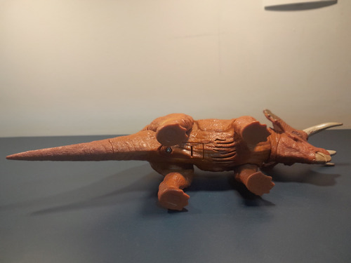 Dinossauro Triceratops Jurassic World 2 Mattel Roarivores (Usado)