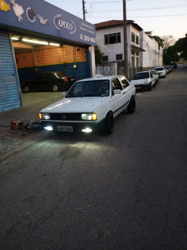 Imagem 1 de 9 de Volkswagen Voyage Antigo