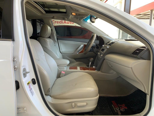 Imagen 10 de 11 de Toyota Camry Modelo 2010