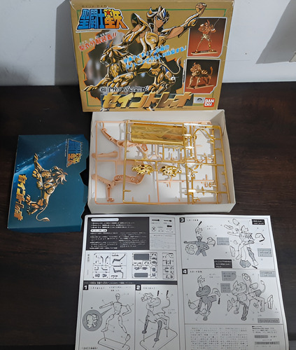 Boneco Cavaleiros Do Zodiaco Bandai Leão