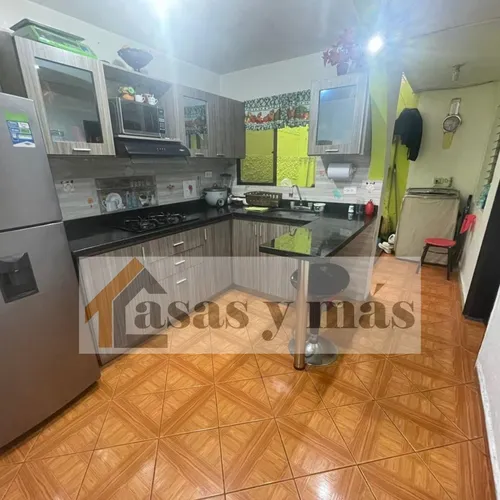Vendo Casa Con Local Copacabana