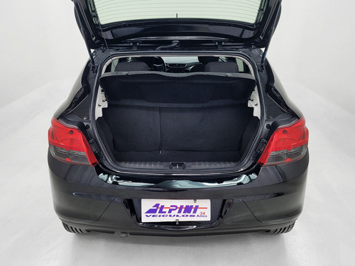 Chevrolet Onix MPFI LT 8V