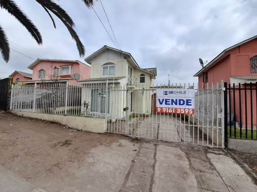 Excelente Casa Sector Sindempart / Avenida El Sauce