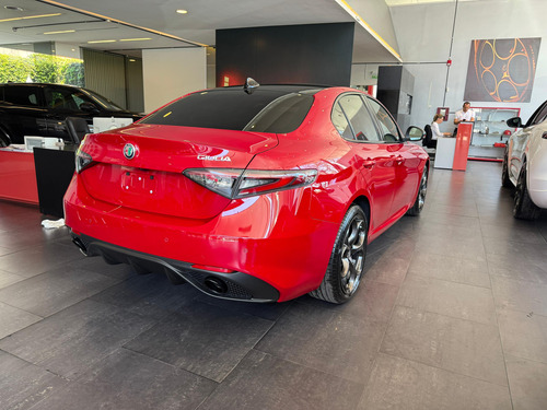 Alfa Romeo Giulia 2.0 280cv Veloce