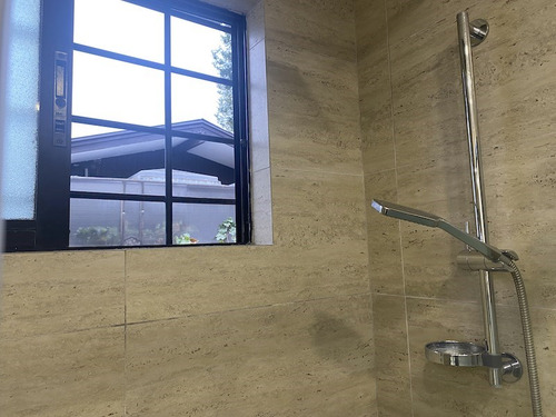 Reformada, Finas Terminaciones Casa Arriendo Lider Vitacura