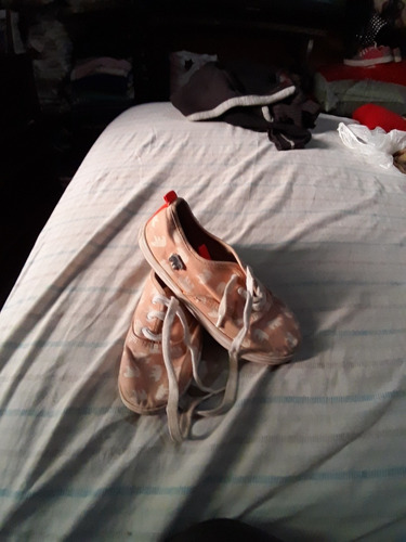 Zapatillas Topper Con Elefantitos Nenas Nro 34
