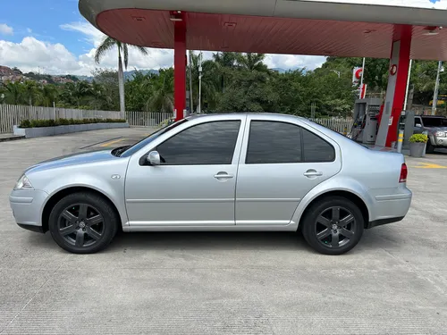 Jetta Modelo 2011, Automático - Triptonico