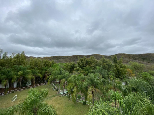 Quinta En Venta O Renta En El Barrial Zona Carretera Nacional
