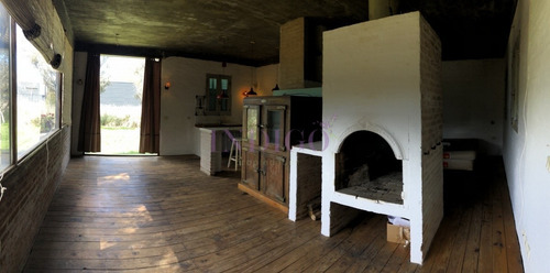 Casa En Venta- Ref: 591