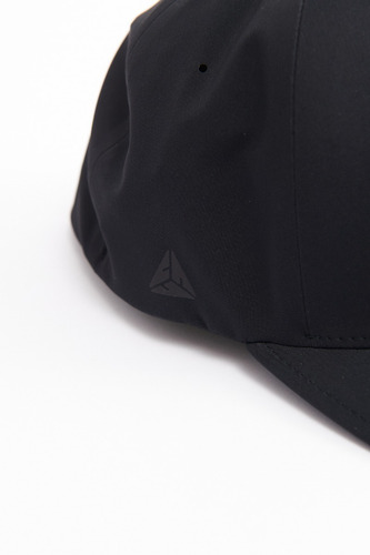 Imagen 5 de 10 de Gorra Cap Vicus Fire Negro