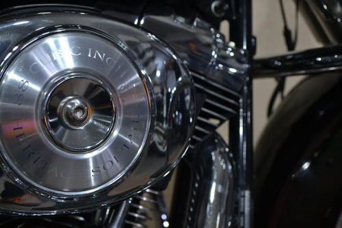Harley Davidson Heritage 1450 Carburada, Manejo Único