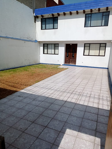 Casa En Excelente Ubicacion