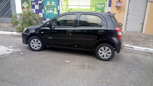 Toyota Etios X 2016/2017