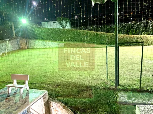 Calima, 1.501 M2, Finca En Venta