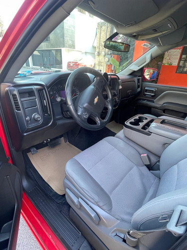 Chevrolet Silverado 5.4 2500 Doble Cabina Ls 4x2 At