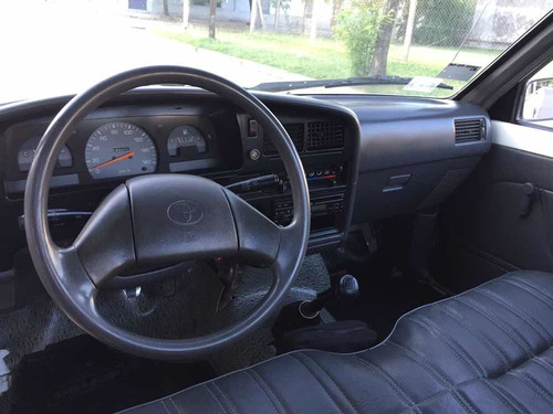 Toyota Hilux 2.8 S/cab 4x2 D 1999