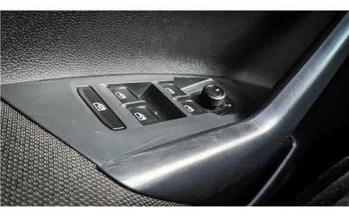 Imagem 11 de 14 de Volkswagen Polo 1.6 Msi Total Flex Manual