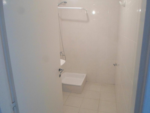 Imagen 6 de 8 de Departamento En Venta, Moreno 615 2° D, Belén De Escobar