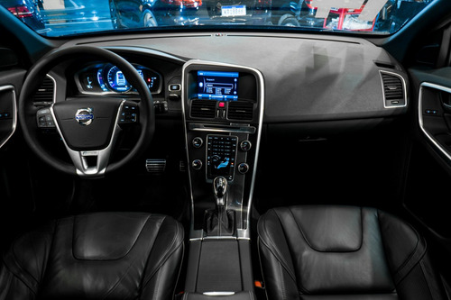 Volvo Xc60 T5 R-design 2014