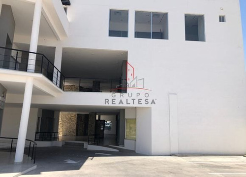 Imagen 4 de 17 de Local Comercial En Renta Plaza Redondela 15,759.80 Javalb R1