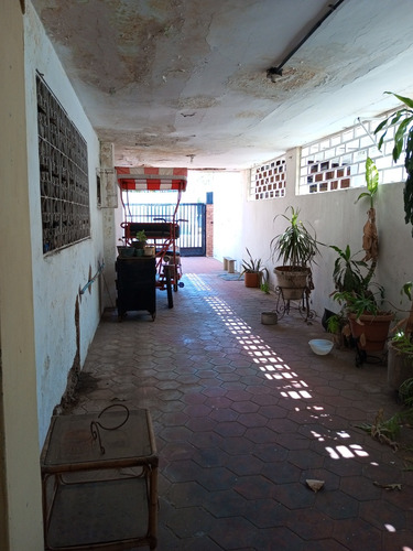 Casa En Venta En Urb.maracaibo,se Vende 2 Casas(je)