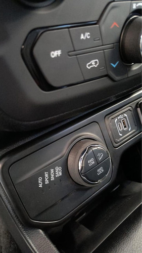 Jeep Renegade 1.3 T270 TURBO FLEX WILLYS 4X4 AT9