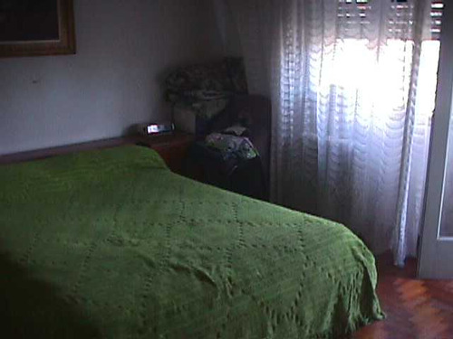 Casa Con Galpon En Caseros De 5 Ambientes F: 3539