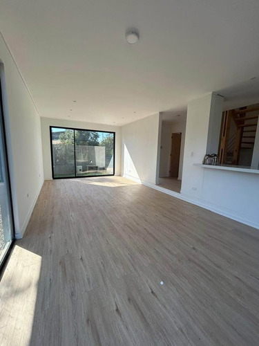 Gran Casa Nueva, 3 Pisos, Sector Los Romeros Concon